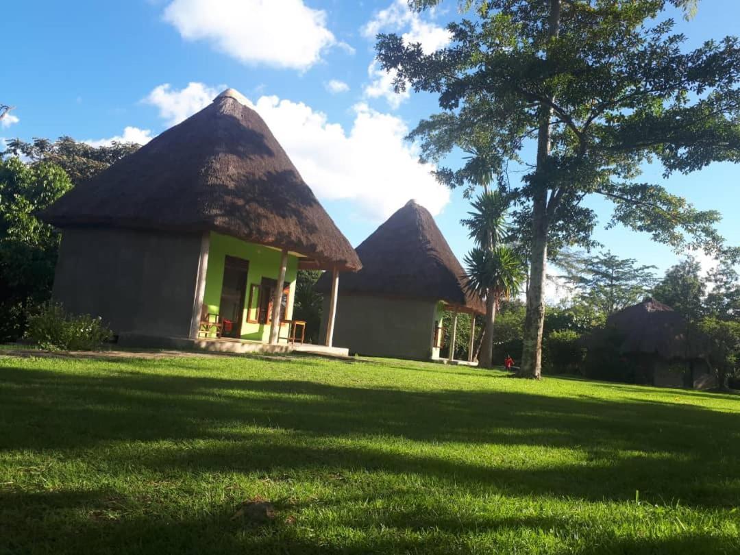 Hotel Lake Nkuruba Nature Reserve Durama Exterior foto